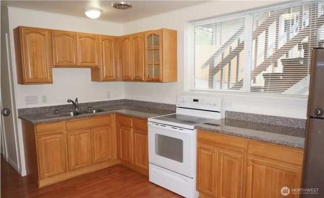 17816 44th Avenue W, Lynnwood, WA 98037