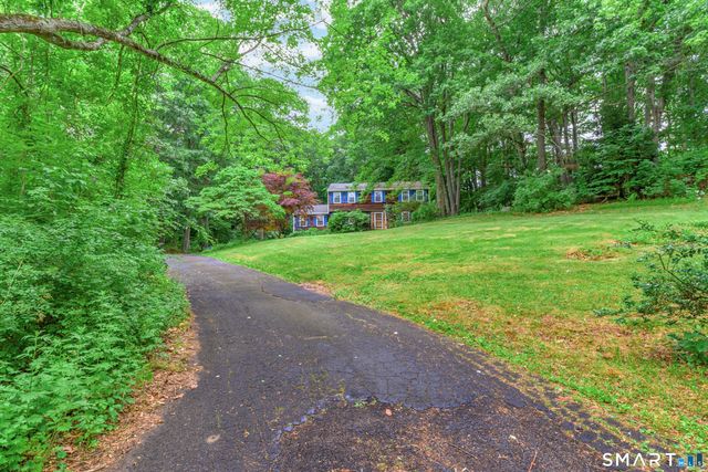 37 Country Ridge Drive, Monroe, CT 06468