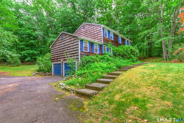 37 Country Ridge Drive, Monroe, CT 06468