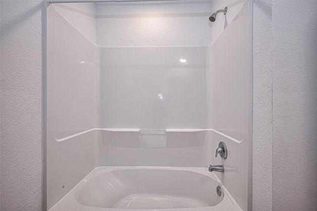 9603 Fulvetta Briar Court, Baytown, TX 77521