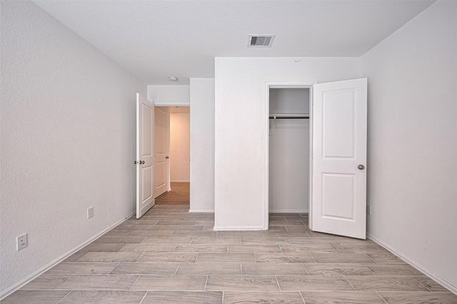 9603 Fulvetta Briar Court, Baytown, TX 77521
