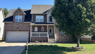 721 Cavalier Dr, Clarksville, TN 37040