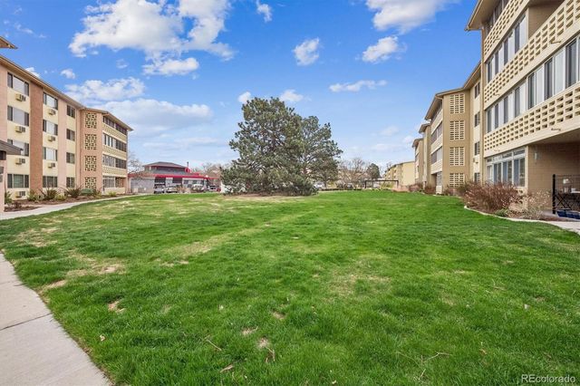 300 S Clinton Street 5A, Denver, CO 80247