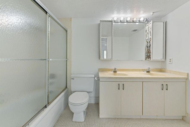 2504 Antigua Terrace H2, Coconut Creek, FL 33066