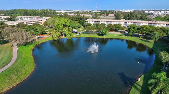 2504 Antigua Terrace H2, Coconut Creek, FL 33066