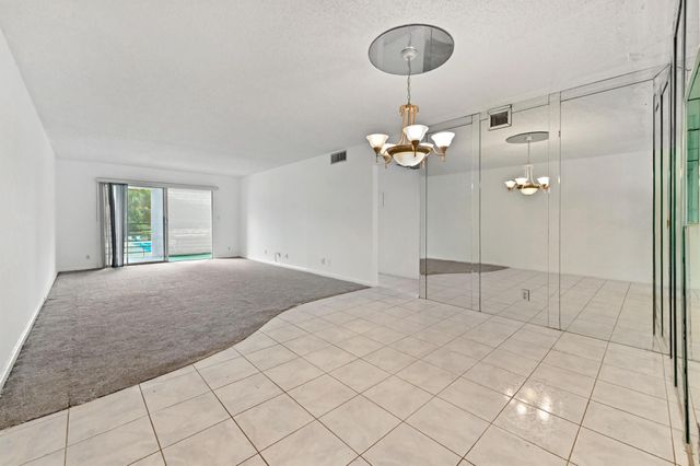 2504 Antigua Terrace H2, Coconut Creek, FL 33066