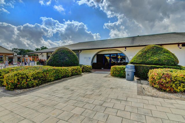 2504 Antigua Terrace H2, Coconut Creek, FL 33066