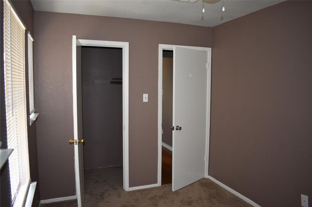 11022 Shadowfield Drive, Houston, TX 77064