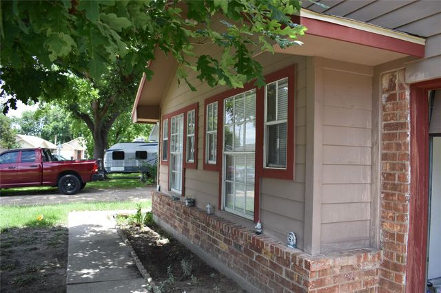 11022 Shadowfield Drive, Houston, TX 77064