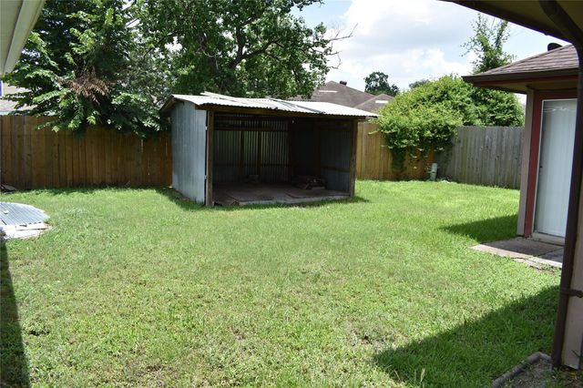 11022 Shadowfield Drive, Houston, TX 77064