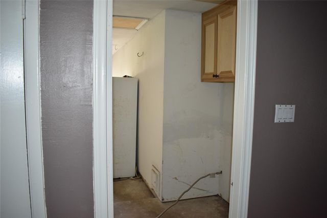 11022 Shadowfield Drive, Houston, TX 77064