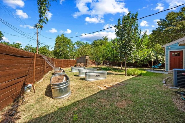 10611 Hermosa Drive, Dallas, TX 75218