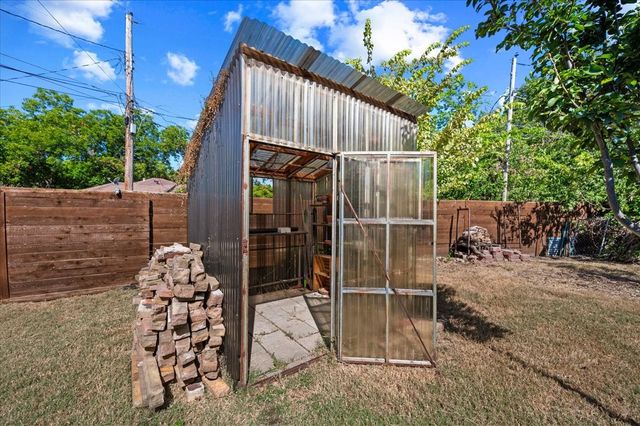 10611 Hermosa Drive, Dallas, TX 75218