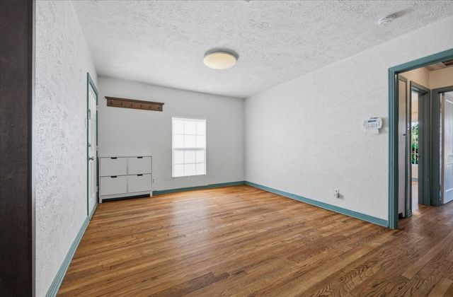 10611 Hermosa Drive, Dallas, TX 75218