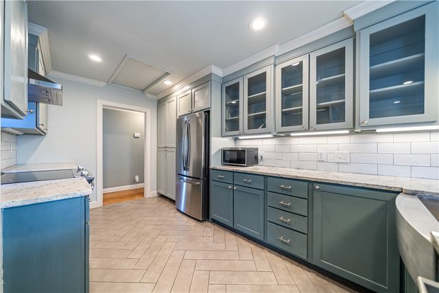 3225 Lawnview St, Corpus Christi, TX 78404