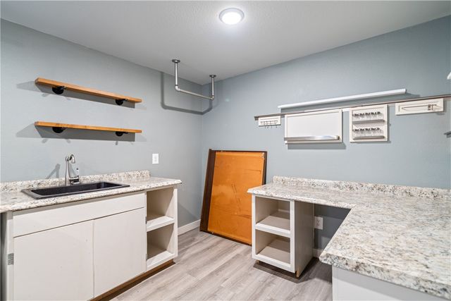 3225 Lawnview St, Corpus Christi, TX 78404