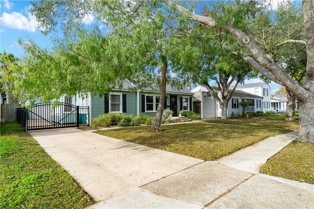 3225 Lawnview St, Corpus Christi, TX 78404
