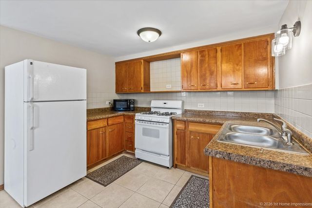 8875 S Corcoran Road, Hometown, IL 60456