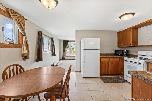 8875 S Corcoran Road, Hometown, IL 60456