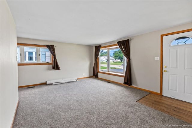 8875 S Corcoran Road, Hometown, IL 60456