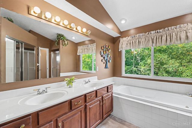 6421 Copperleaf Lane, Cincinnati, OH 45230