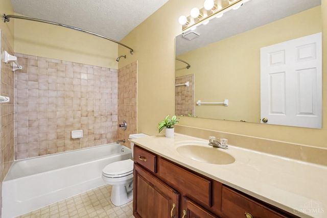 6421 Copperleaf Lane, Cincinnati, OH 45230