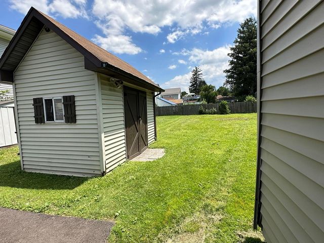 16 Canal Street, Big Flats, NY 14814