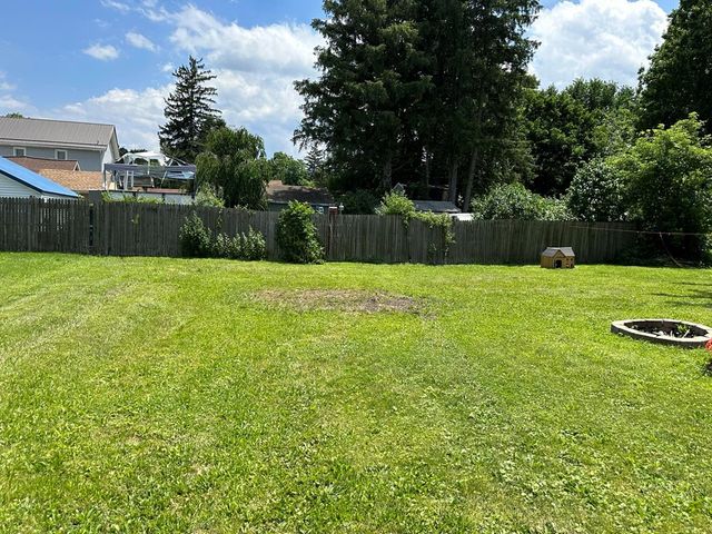 16 Canal Street, Big Flats, NY 14814