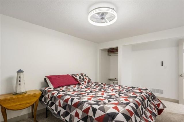 34621 Wellhouse Avenue, Warsaw, MO 65355