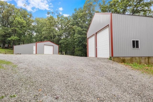 34621 Wellhouse Avenue, Warsaw, MO 65355