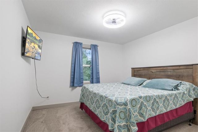 34621 Wellhouse Avenue, Warsaw, MO 65355