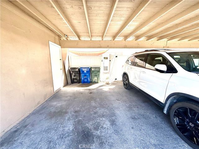 684 E Lee Place, Azusa, CA 91702