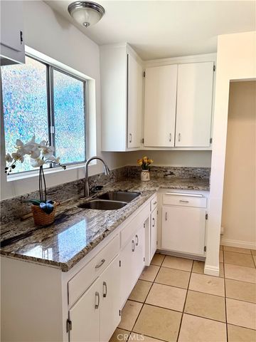 684 E Lee Place, Azusa, CA 91702