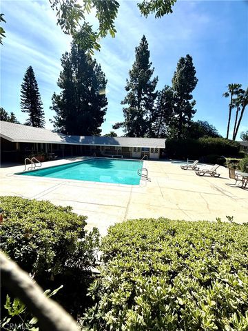 684 E Lee Place, Azusa, CA 91702