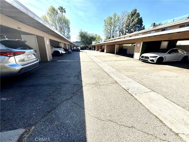 684 E Lee Place, Azusa, CA 91702