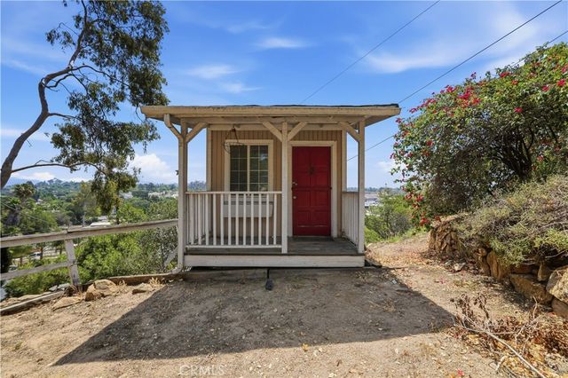 717 Porter Road, Fallbrook, CA 92028