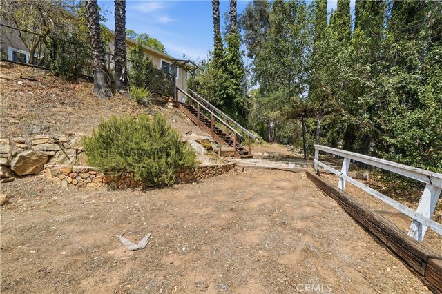 717 Porter Road, Fallbrook, CA 92028