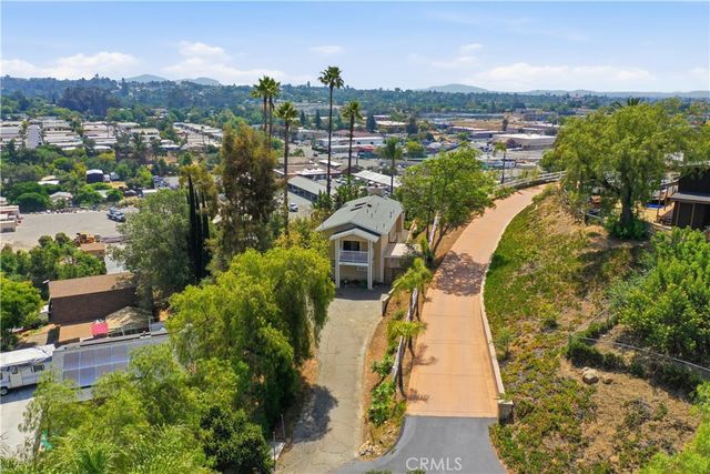 717 Porter Road, Fallbrook, CA 92028