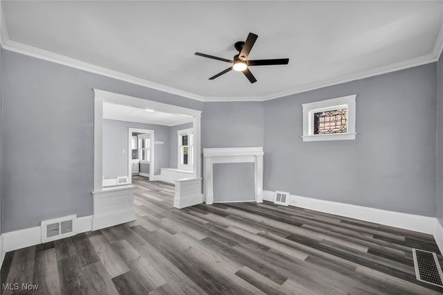 10112 Kinsman Road, Cleveland, OH 44104