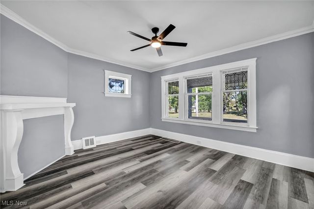 10112 Kinsman Road, Cleveland, OH 44104