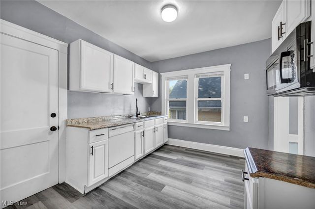 10112 Kinsman Road, Cleveland, OH 44104