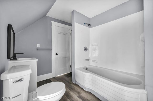 10112 Kinsman Road, Cleveland, OH 44104