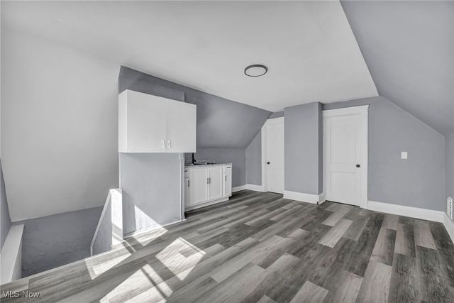 10112 Kinsman Road, Cleveland, OH 44104