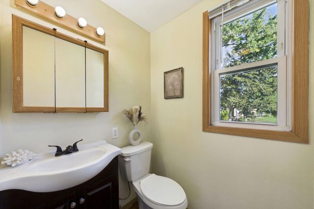 3501 Queen Avenue N, Minneapolis, MN 55412