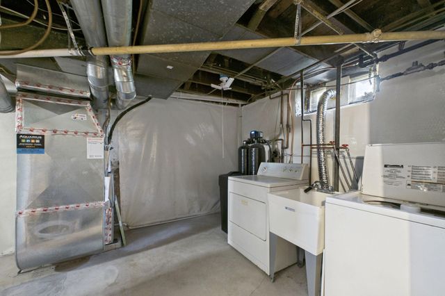 3501 Queen Avenue N, Minneapolis, MN 55412