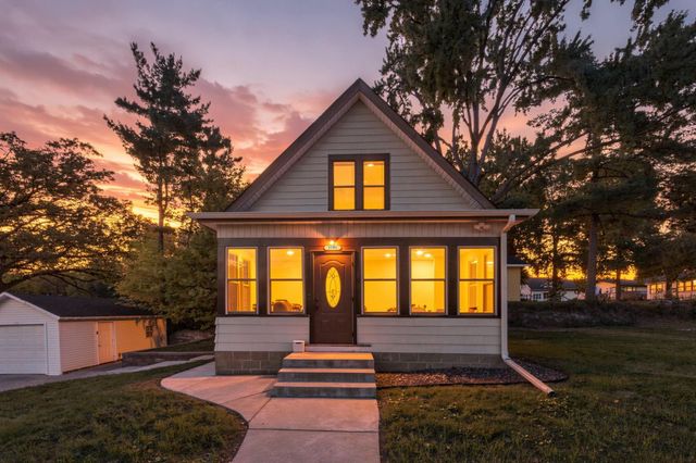 3501 Queen Avenue N, Minneapolis, MN 55412