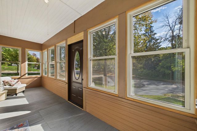 3501 Queen Avenue N, Minneapolis, MN 55412