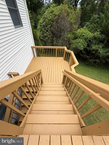 7386 STUART, Warrenton, VA 20187