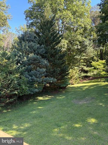 7386 STUART, Warrenton, VA 20187