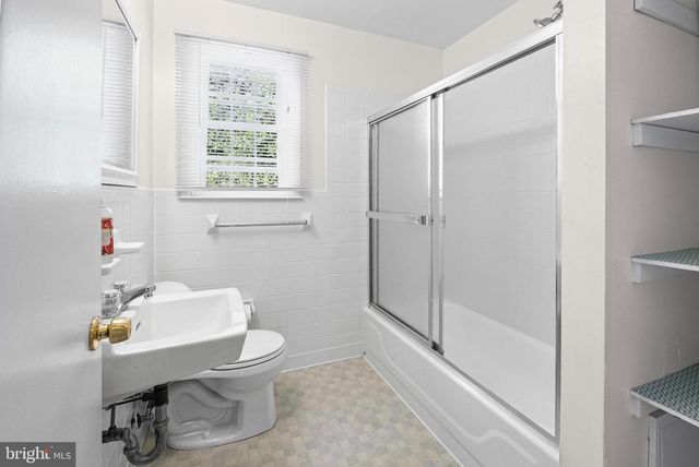 6 CINDER RD, Lutherville Timonium, MD 21093